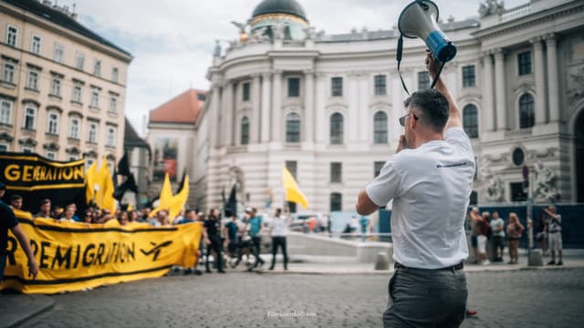 Bild von Remigration - 18
